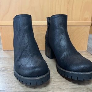 Carlos Santanas Women's 8 Gill Boots